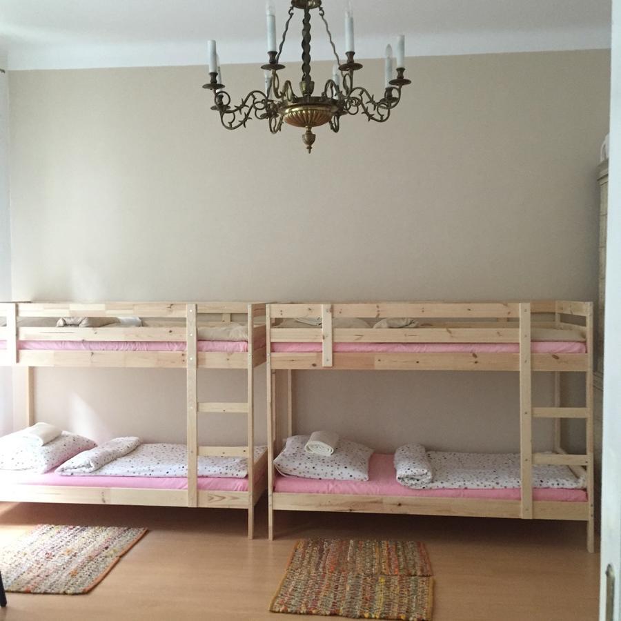 Hostel Wiktoria Cracovia Esterno foto